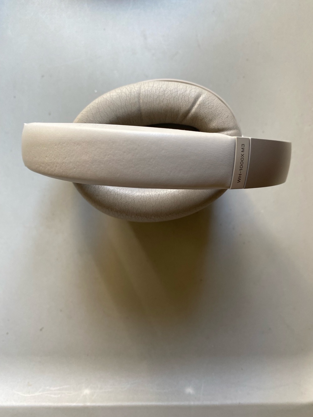 Sony WH-1000XM3 Wireless Noise-Cancelling Headphones - Picture 8 of 11